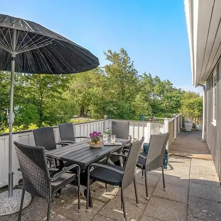 Fjordglimt Holiday home